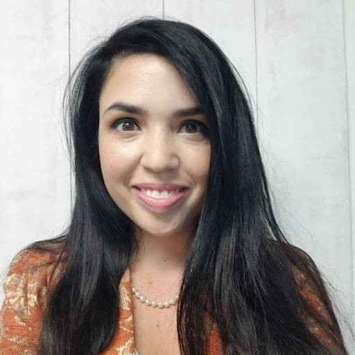 Stephanie Hernandez Photo