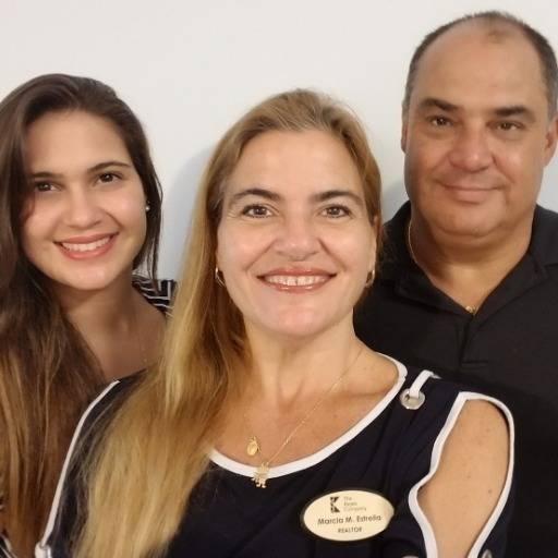 MarciaM Estrella Photo