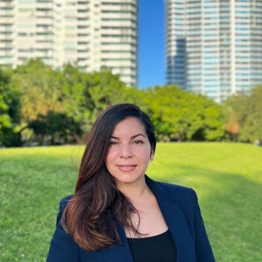 Lisandra Torres Photo